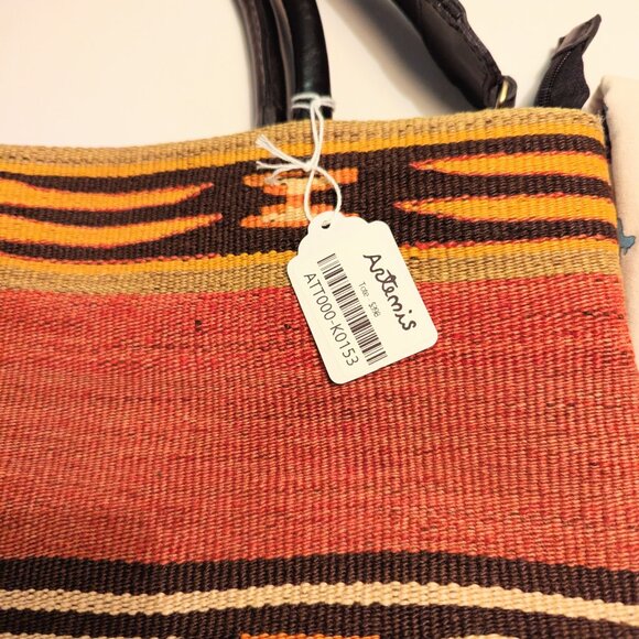 NWT Artemis Design Co. Kilim Tote Bag ~ One of a Kind pattern - Picture 10 of 16